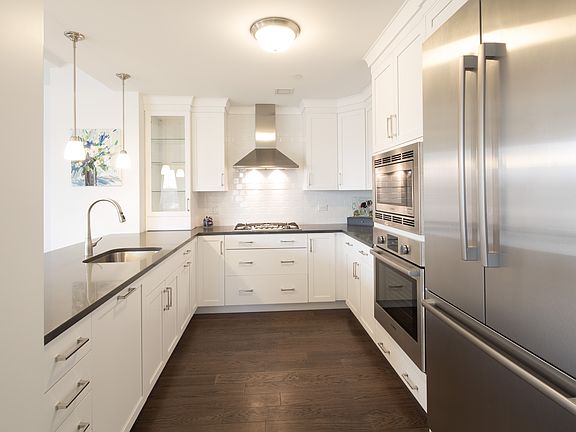 5th image of 10 Byron Pl Unit 314