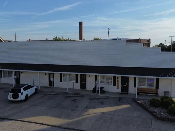 624-628 Broadway St #634, Vincennes, IN 47591