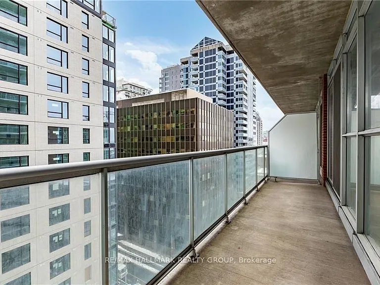 179 George St #1105 — Photo 12