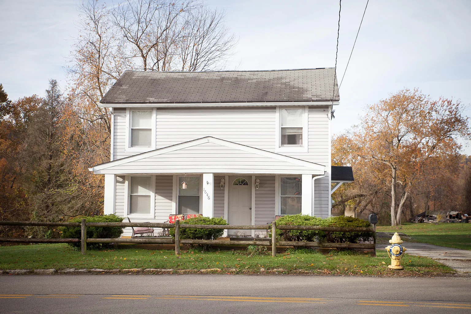 1646 Hyndman St photo 1