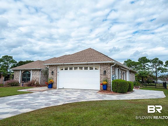 4th image of 9132 Clubhouse Dr