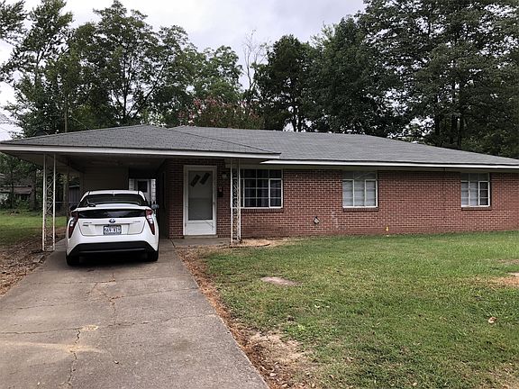 Great home in Excellent Location