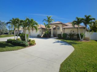 1002 SE 21st St, Cape Coral, FL 33990