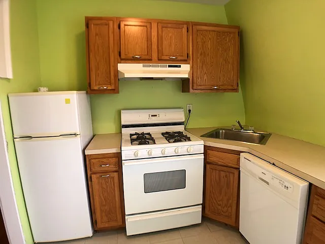 135 Galen St #3 — Photo 4