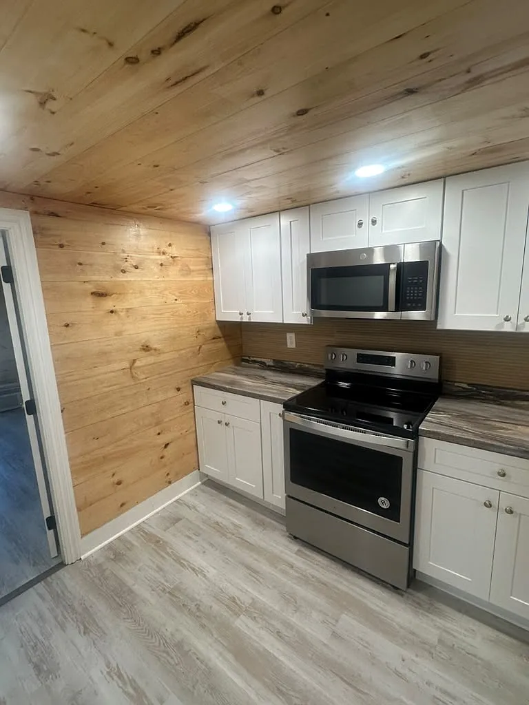 1 bed, $1,600 — Photo 1