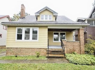 3996 Bluestone Rd, Cleveland Heights, OH 44121