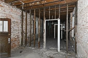 5th image of 3719 Keokuk St