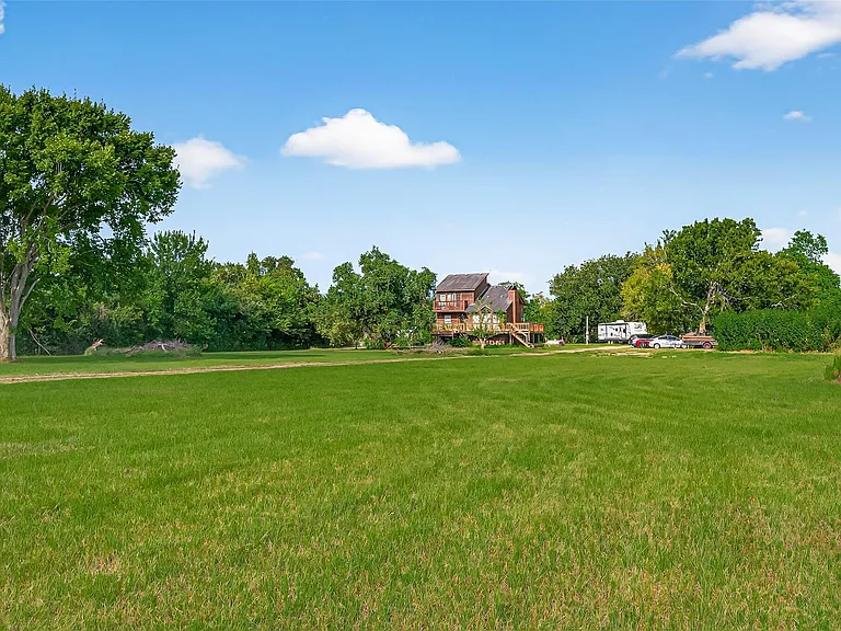 6250 N Mallard Dr — Photo 9