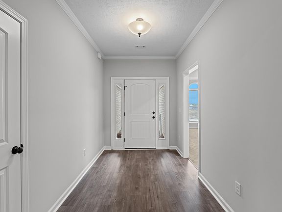 3rd image of 2394 Bellingham Drive