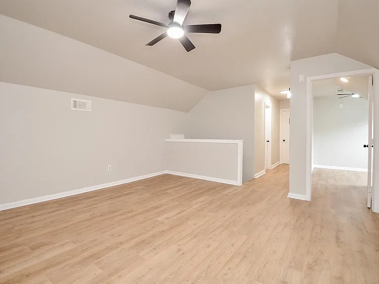 9903 Bromel Station St — Photo 24