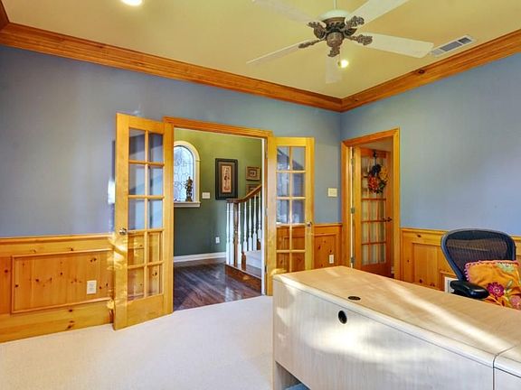 5th image of 1413 Waterwood Dr