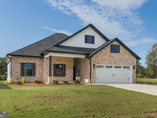 143 Early Dr, Byron, GA 31008
