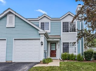 323 Gregory St #323, Aurora, IL 60504