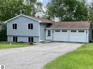 3845 Perimeter Dr, Traverse City, MI 49685