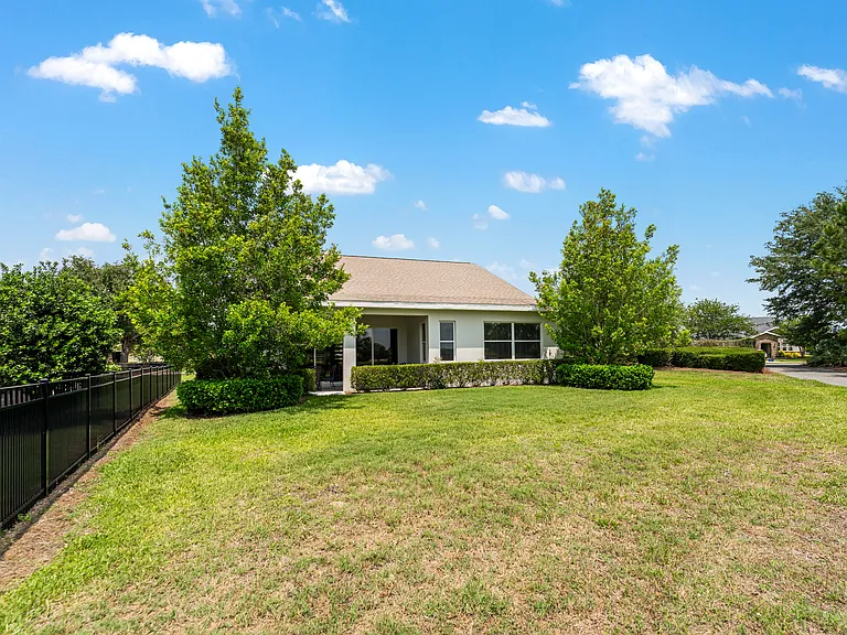 4958 NW 35th Lane Rd — Photo 59