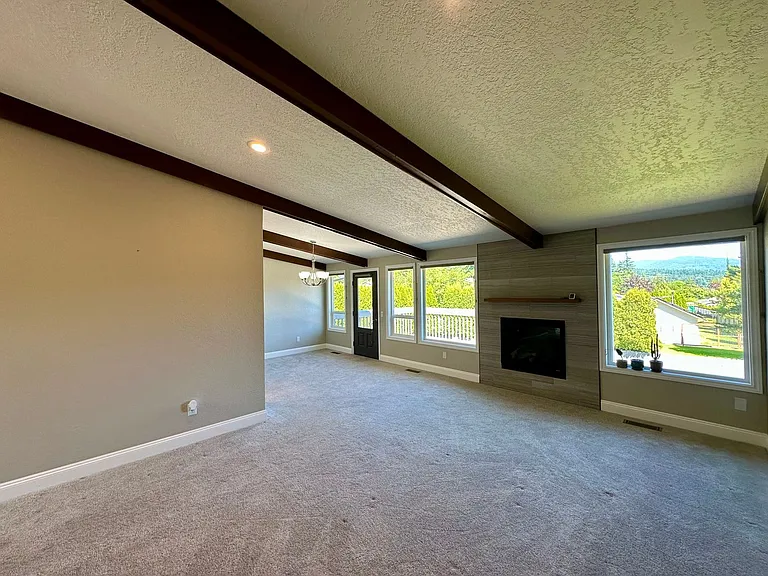 2710 Lakeridge Ln — Photo 7