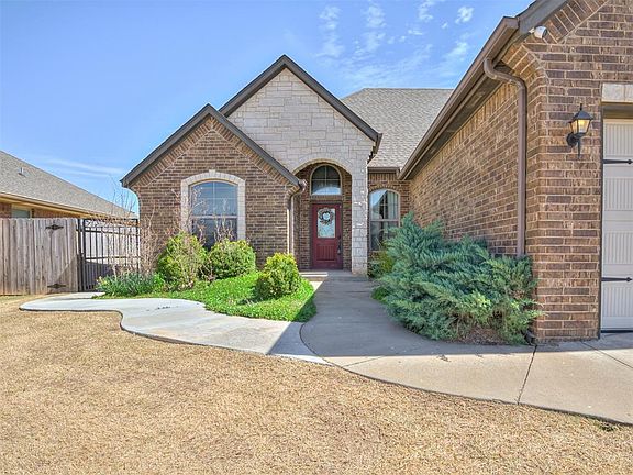 2nd image of 2732 Ryder Dr