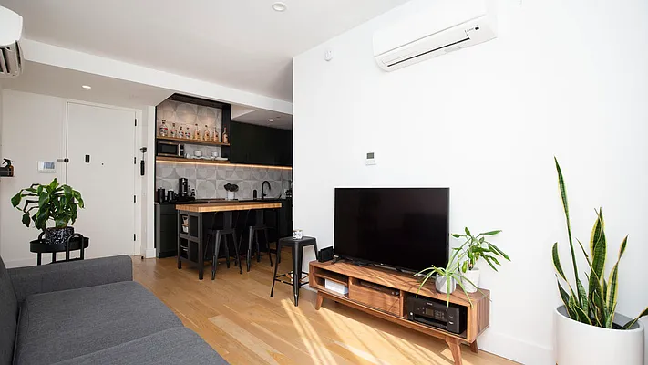 Rented by Nooklyn NYC LLC | media 29