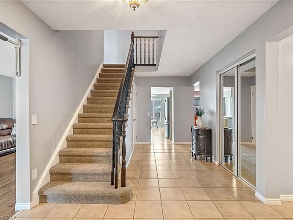 4th image of 70 Strawberry Dr
