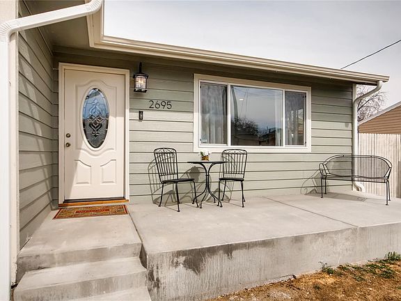 3rd image of 2695 W Gunnison Dr