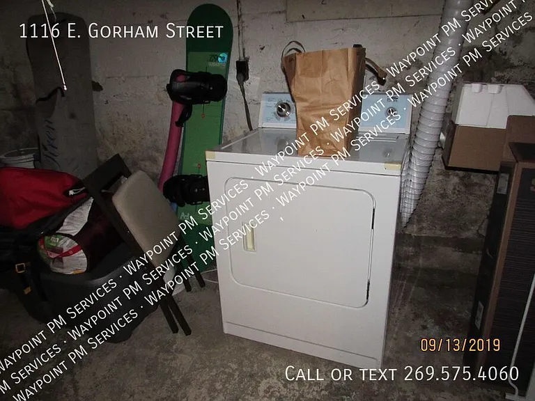1116 E Gorham St — Photo 21