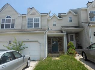 110 W Newtown Pl, Newark, DE 19702