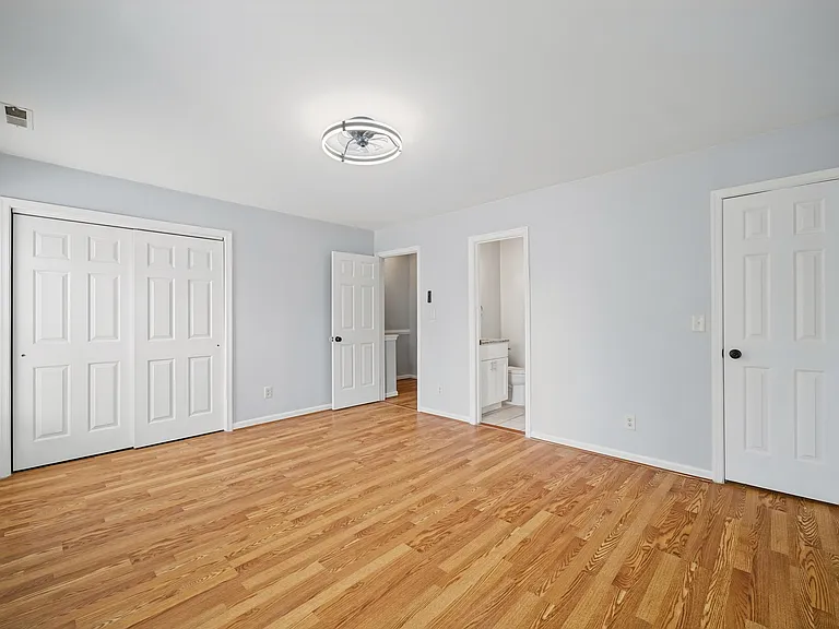 254 Weller Blvd — Photo 20