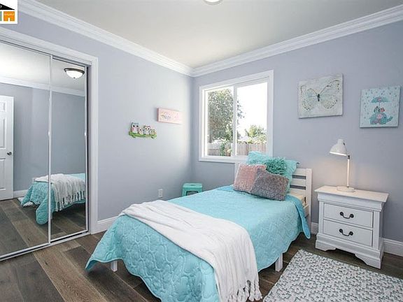 5th image of 4822 Jennifer Ct