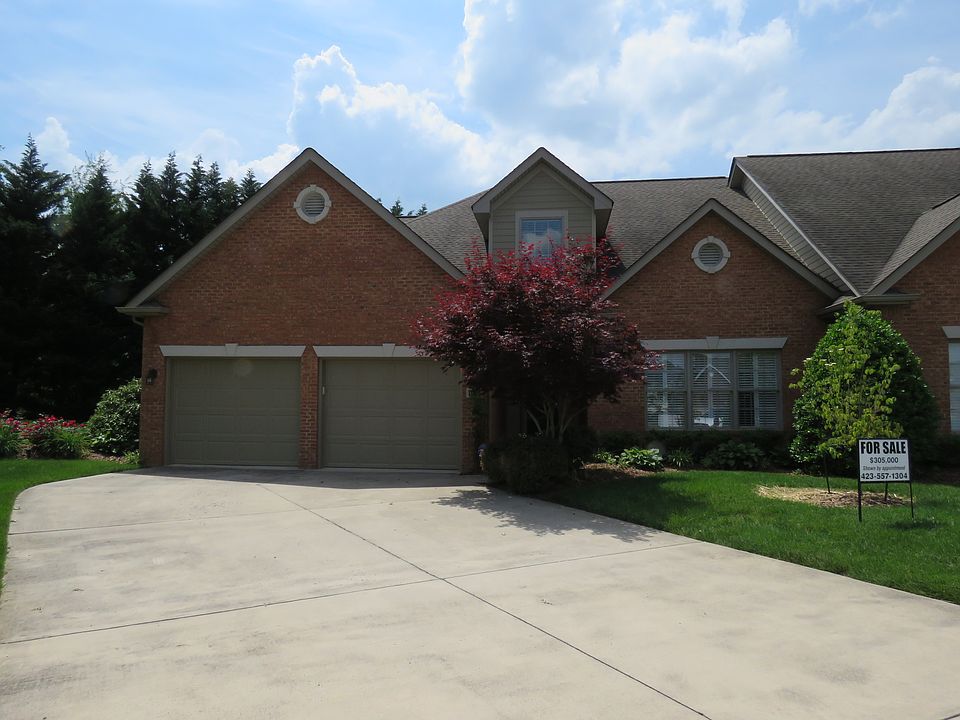 1st image of 1037 Hunters Lake Dr