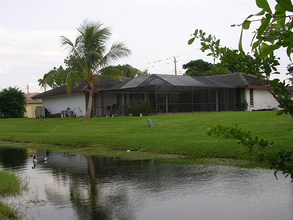 canal & screened pool