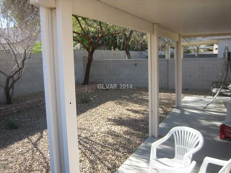 9013 Crooked Shell Ave — Photo 3