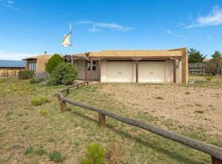 29 Vereda Corta, Santa Fe, NM 87507