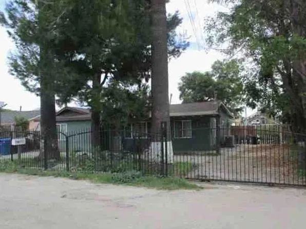 5216 N Roxburgh Ave, Azusa, CA 91702