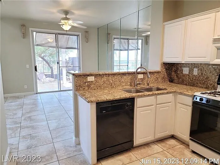 638 Solitude Point Ave — Photo 12