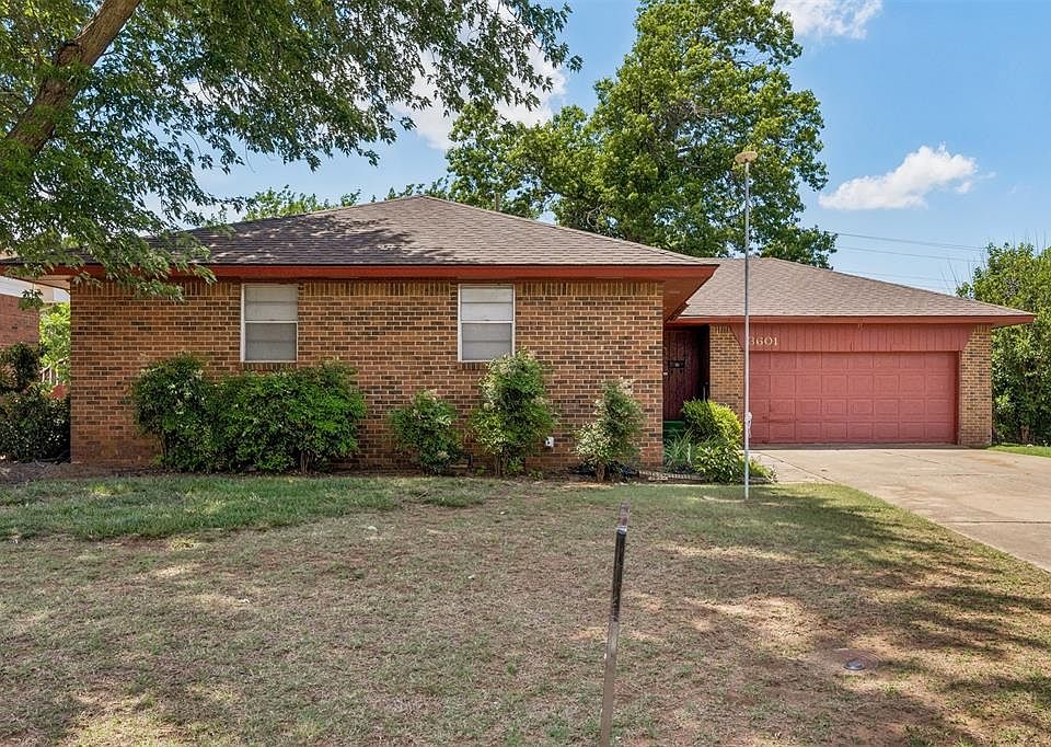 1st image of 3601 Oakhurst Dr