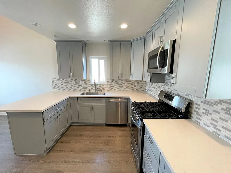 5344 Beachcomber St — Photo 11