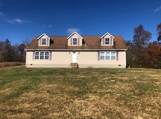 294 Lynn Dr, Fraziers Bottom, WV 25082