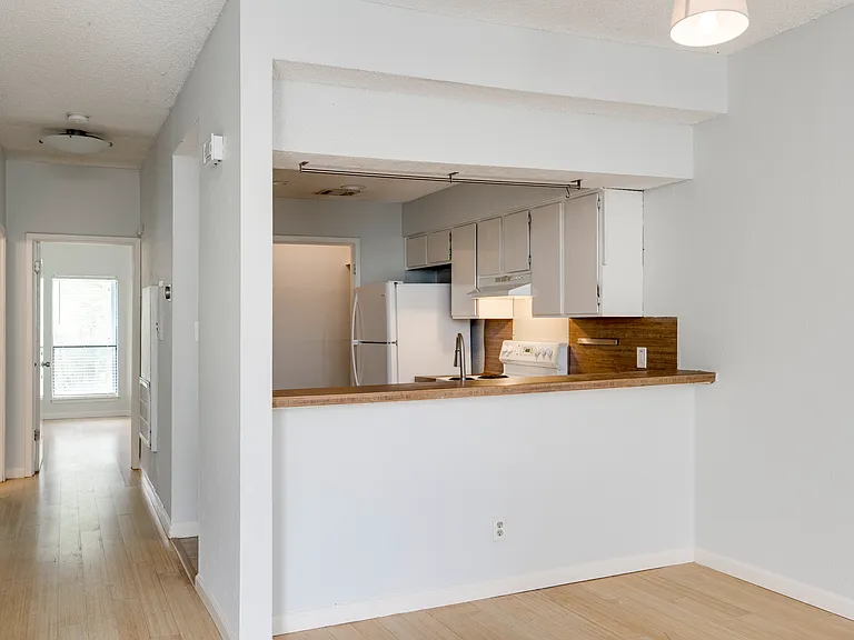 5304 Indio Cv #A — Photo 13