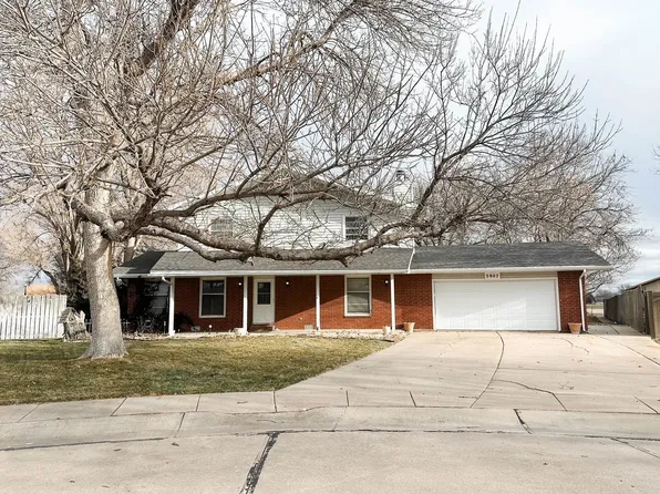 3907 SUGARBERRY ROAD, North Platte, NE 69101