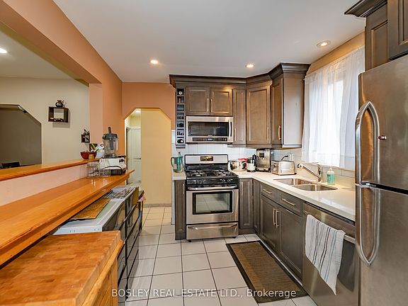 5th image of 6 Boyd Ave