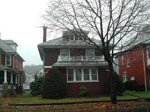 1st image of 2510 W 4th St