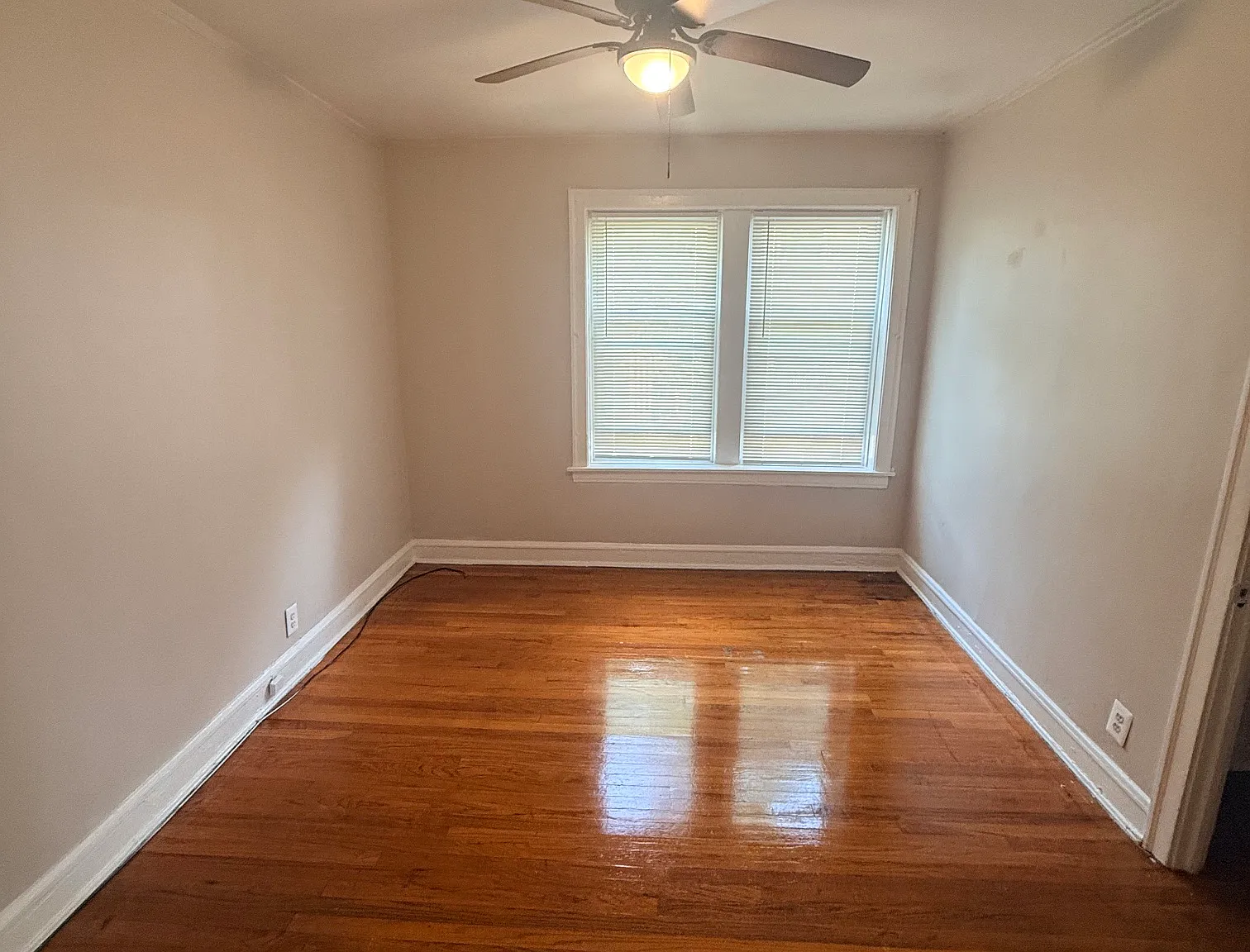 1 bed, 1000 sqft, $1,100 — Photo 2