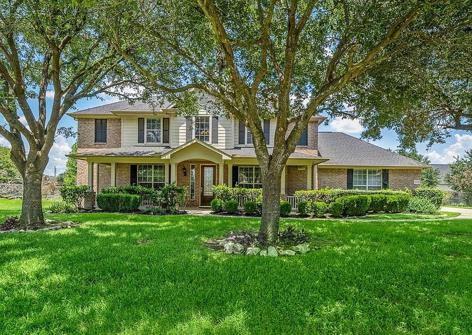 1st image of 26210 Crossland Park Ln