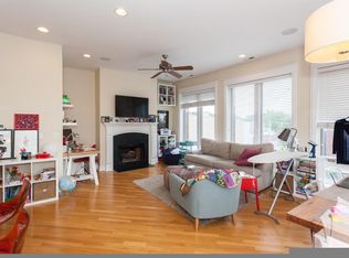 1031 W Belmont Ave #4R, Chicago, IL 60657