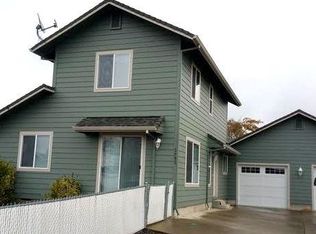 1461 Dowell Rd, Grants Pass, OR 97527