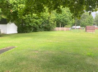 309 S Railroad St, Lawton, MI 49065