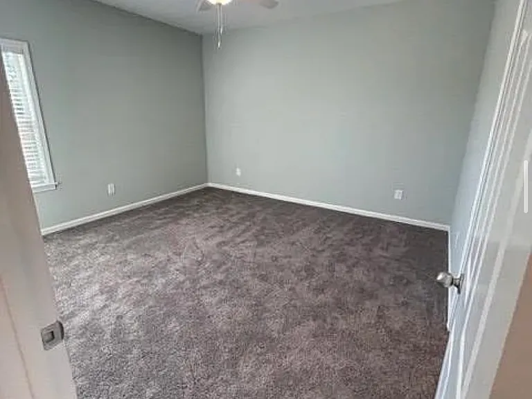 3327 Hals Way — Photo 9