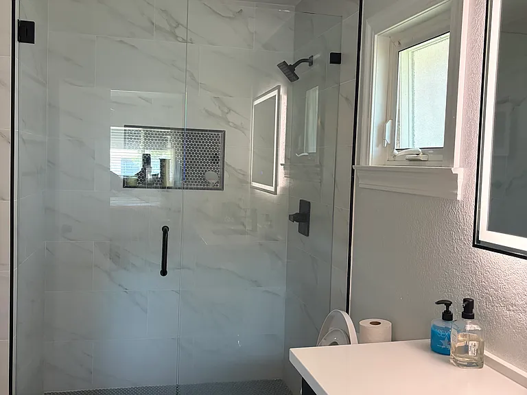 22446 Loch Lomond Dr — Photo 10