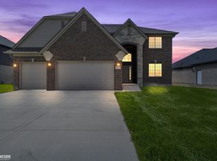 52875 Char Marie Dr #4, Macomb, MI 48042