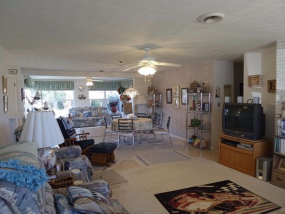 5th image of 53 Loyola Dr